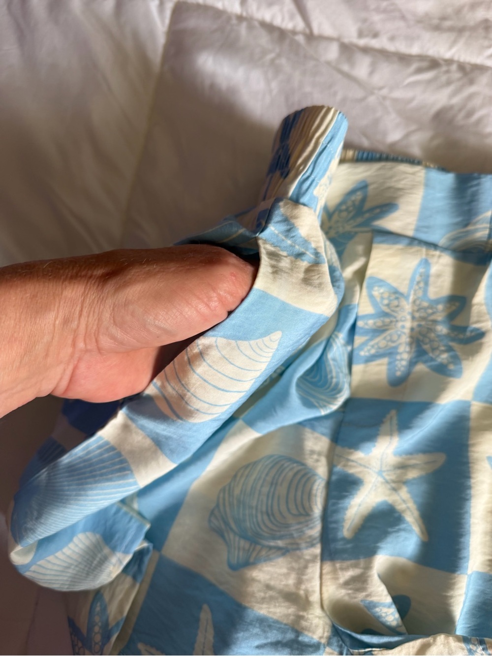 Timing Blue & Cream Starfish Shell Print High-Waist Shorts - Picture 6 of 7
